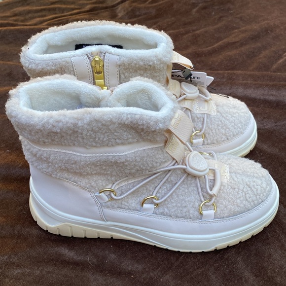 Pajar Boots - Picture 2 of 6